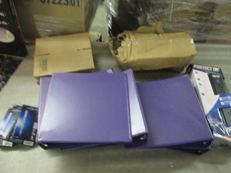 6 - 2inch 3 Ring Binders, Tripp Lit...