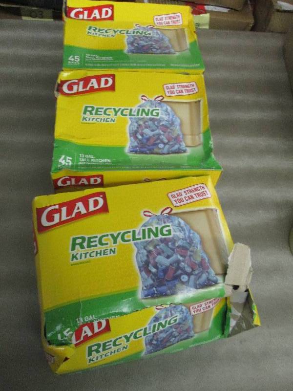 Lot of 3 Boxes Glad 13 Gal Tall Kit...