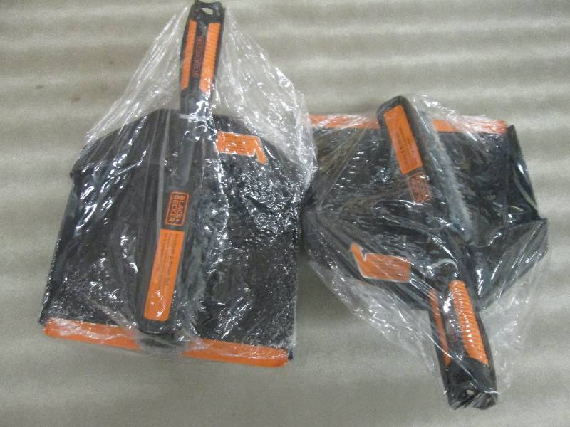 Lot of 2 - Black & Decker Dust Pan ...