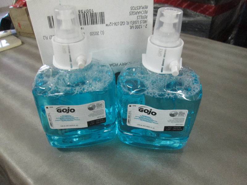 Gojo 1916-02 Pomeberry Foam Handwas...
