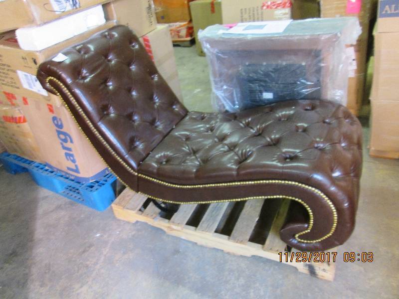 Addison Tufted Chaise open box Reta...