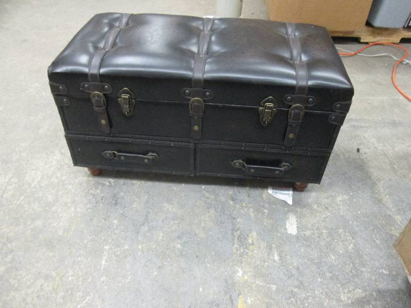 Voyager Bench open box Retail $189....