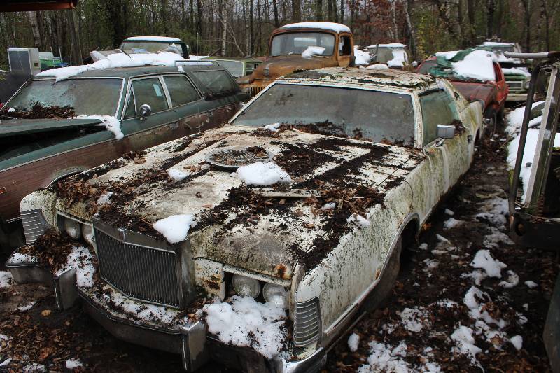 lot 28 image: 1972 - 1976 Lincoln Continental Mark IV