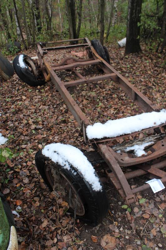 lot 27 image: Rolling Spring Suspension Chassis