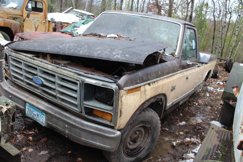 lot 26 image: 1982 Ford F-150 Pick up