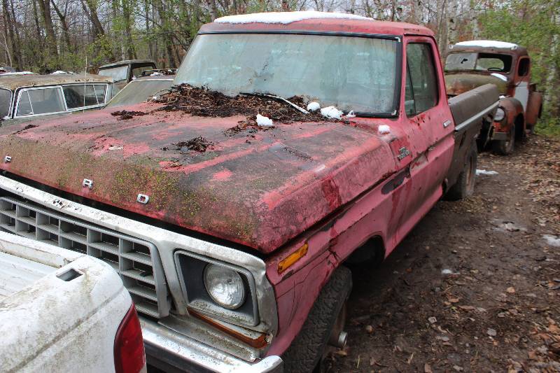 lot 13 image: 1978 Ford 150 Custom Pickup