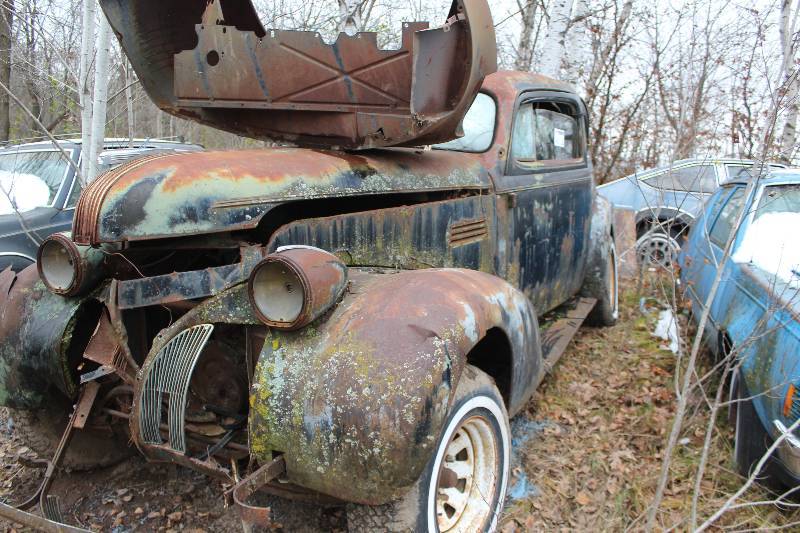 lot 41 image: 1940s Pontiac Two Door Coupe