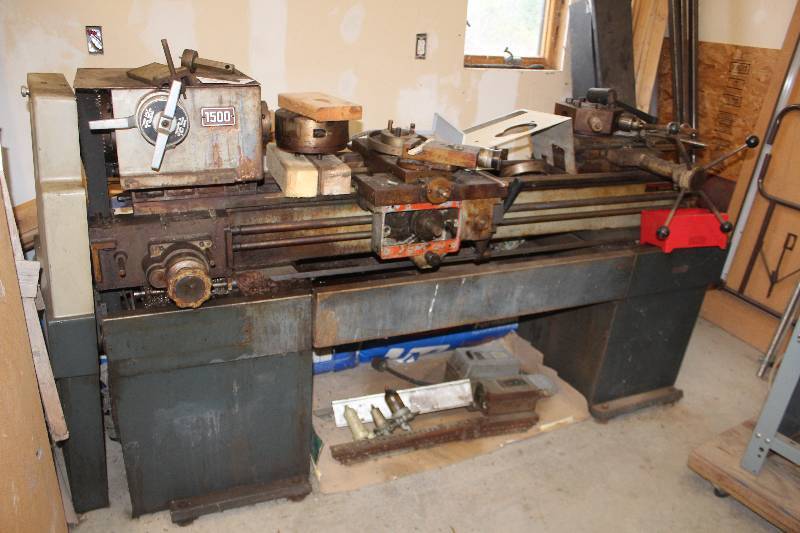 lot 57 image: Clausing Flame Hardened Bed Ways Lathe w Pull-out Chip Bin