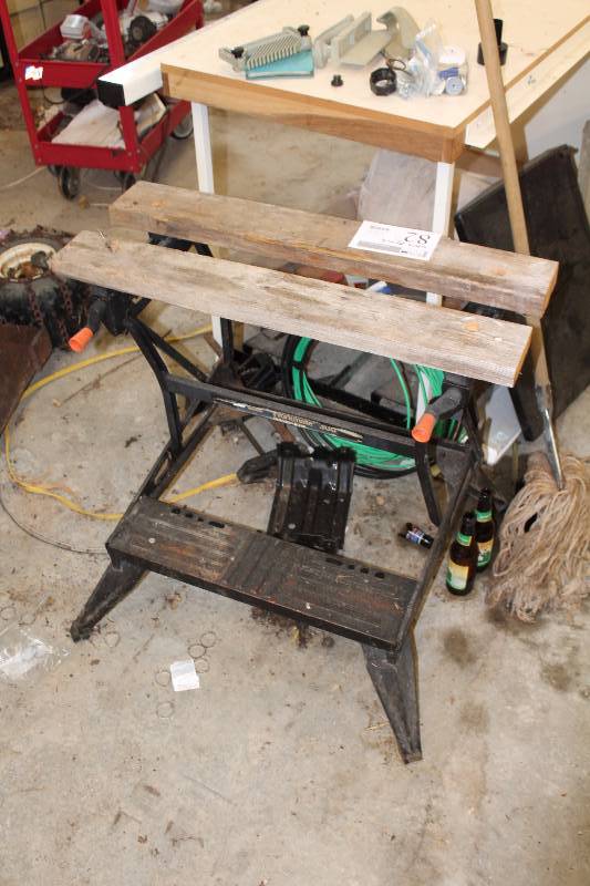 lot 82 image: Black & Decker Workmate 300 Work Bench