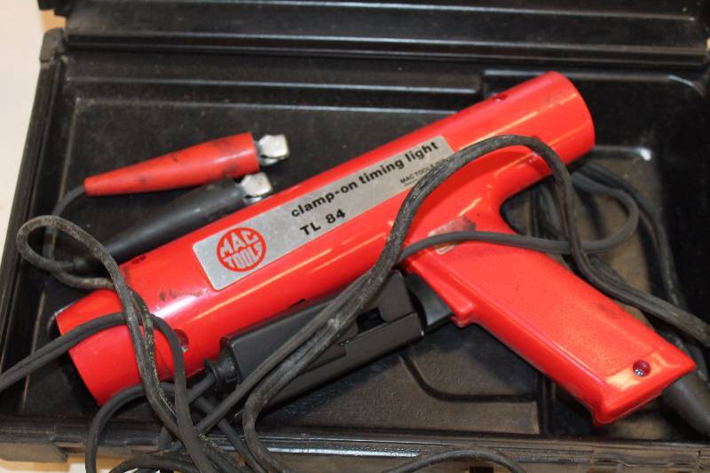 lot 109 image: Mac Tools Clamp-on Timing Light w Case