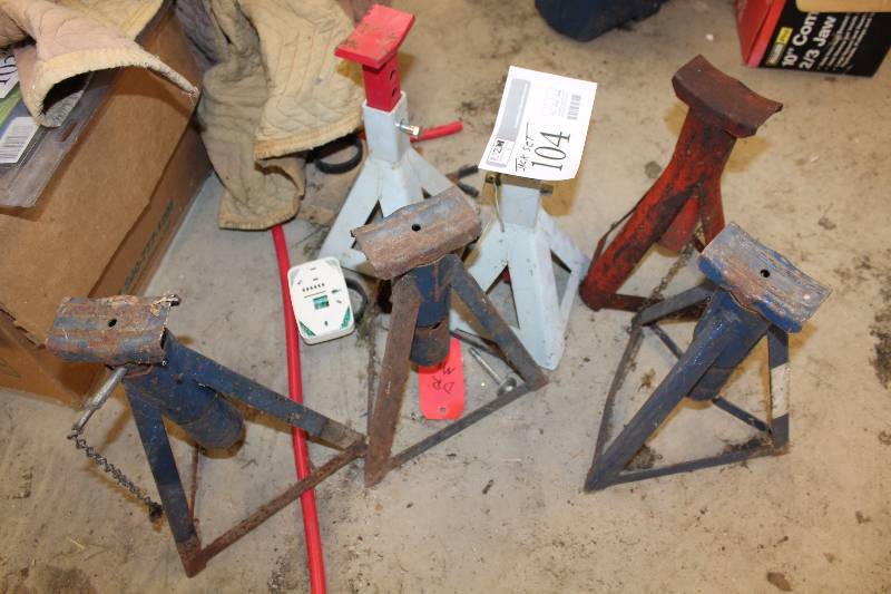 lot 104 image: Lot of (Approximately 6) Jack Stands