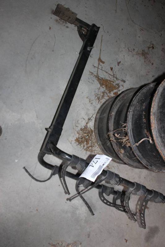 lot 174 image: Rhode Gear Bike Rack