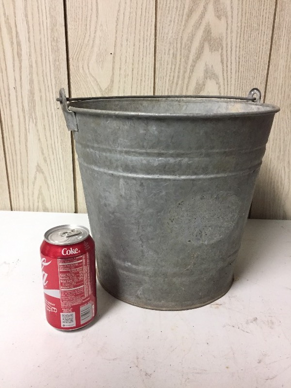 lot 22 image: Metal Handled Bucket