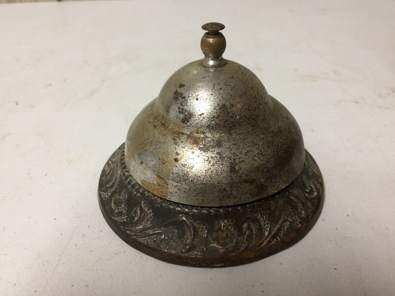 lot 52 image: Desk Bell
