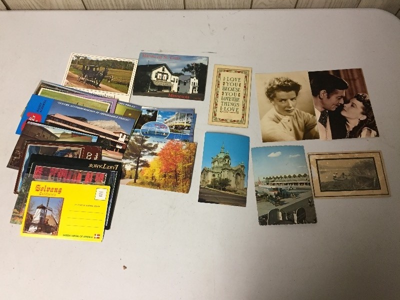 lot 81 image: Postcards & Star Fotocards