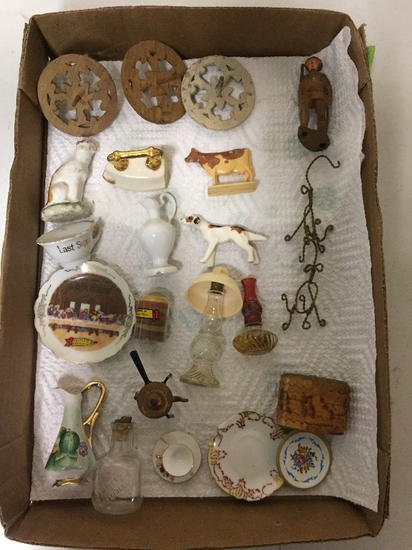 lot 92 image: Miniatures - Tops Figurines Metal Army Man More