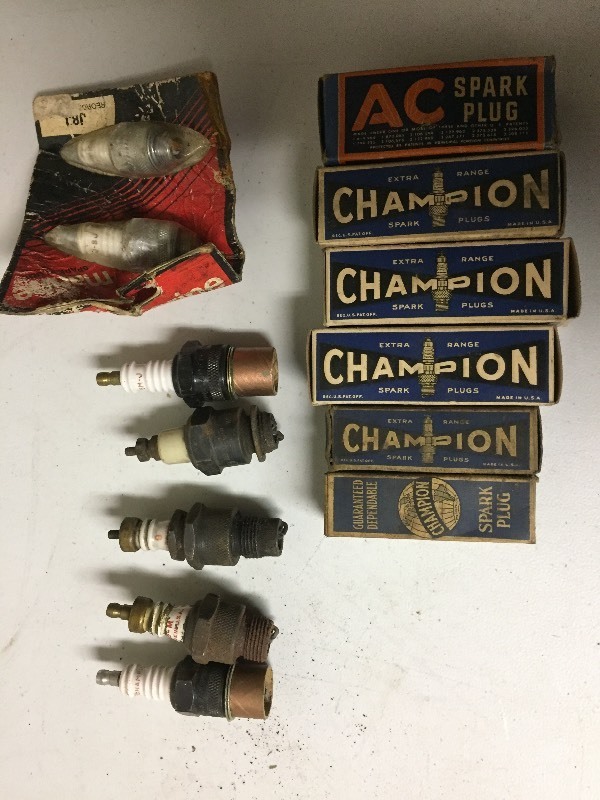 lot 98 image: Vintage Spark Plugs