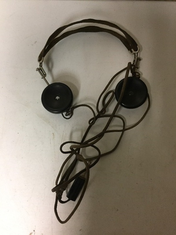 lot 101 image: Vintage Radio Headphones