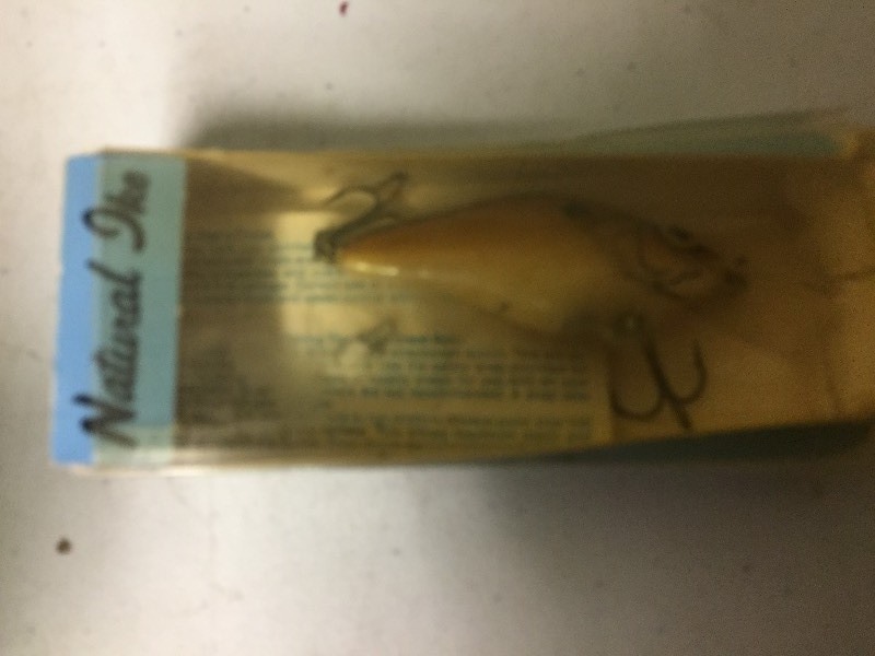 lot 128 image: Vintage Natural Ike Lure