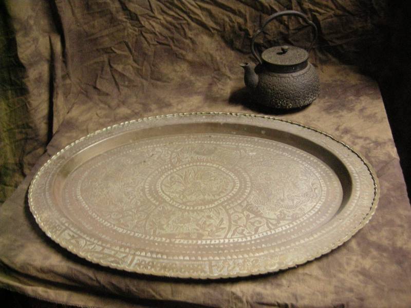 lot 13 image: Vintage Oriental Tray and Teapot