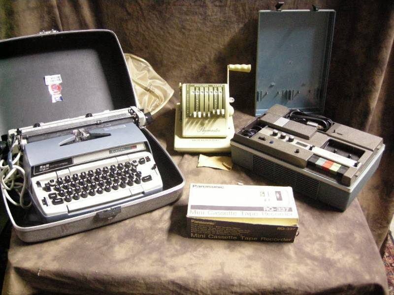 lot 55 image: Vintage Devices