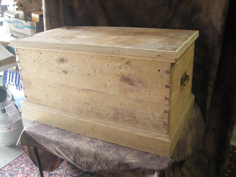 lot 102 image: Old Pine Trunk