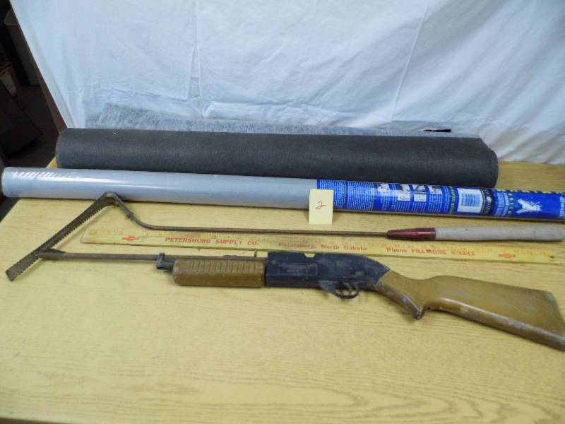 lot 2 image: Power Master 760 Repeater Pellet Gun