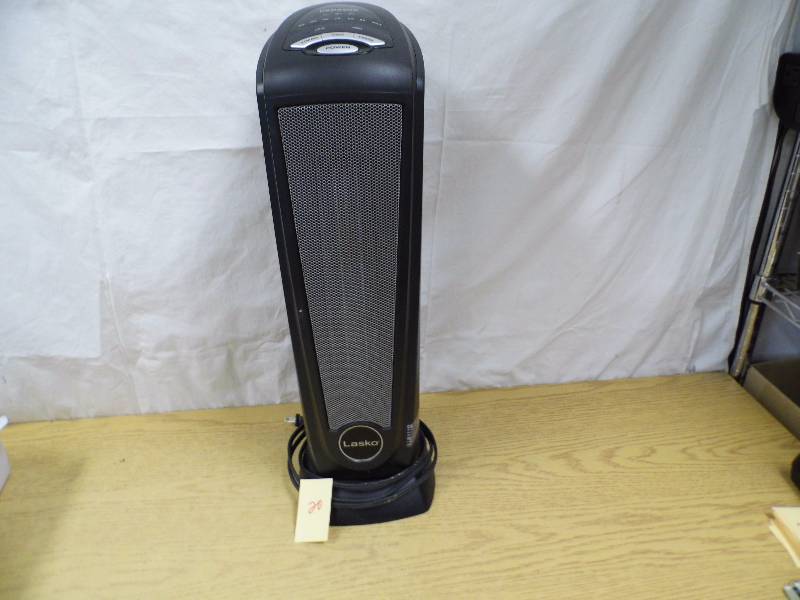 lot 20 image: Lasko Heater