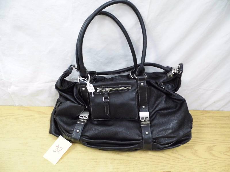 lot 37 image: ANA (A New Appoach) Black Purse