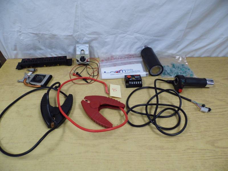 lot 95 image: Multimeter -Throttle - Cables