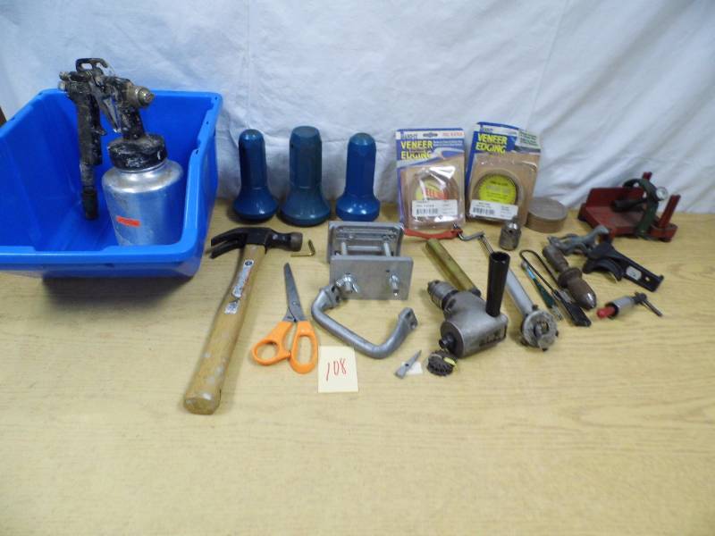 lot 108 image: Veneer - Tools - Bins - Paint Sprayer