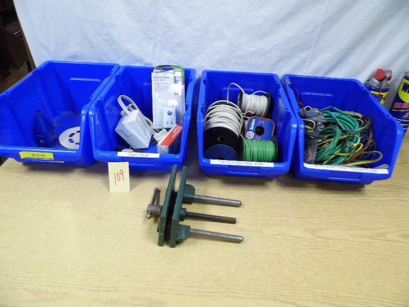 lot 109 image: Wire - Bins - Misc