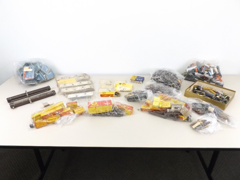 HUGE Lot of NOS etc. Resistors and Capacitors