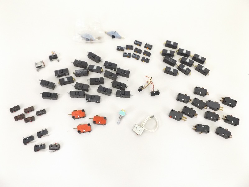 Lot of 40 Honeywell Micro Switch Brand Small Switches
