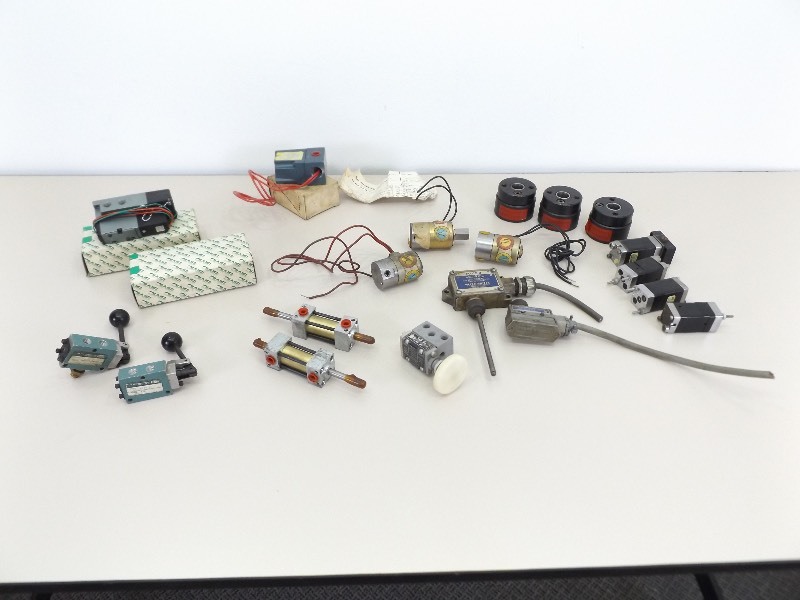 Lot of New and Used Pneumatic Controls