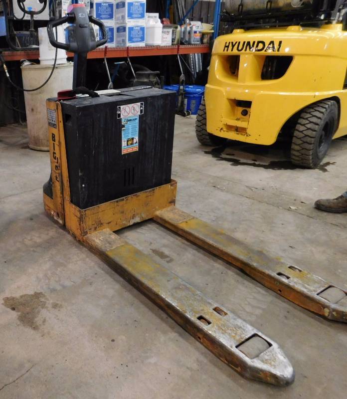 lot 10 image: 2012 Big Joe WPT-45 Electric Powered Pallet Jack