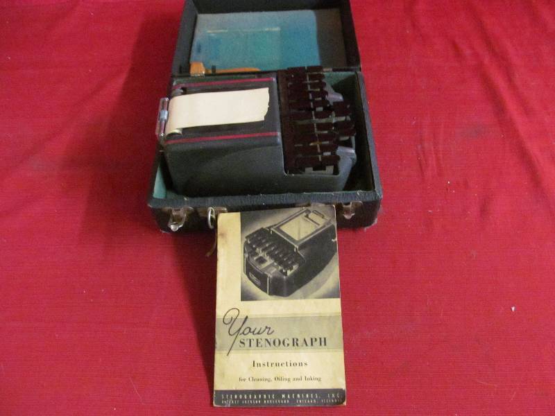 lot 36 image: vintage Stenographer machine