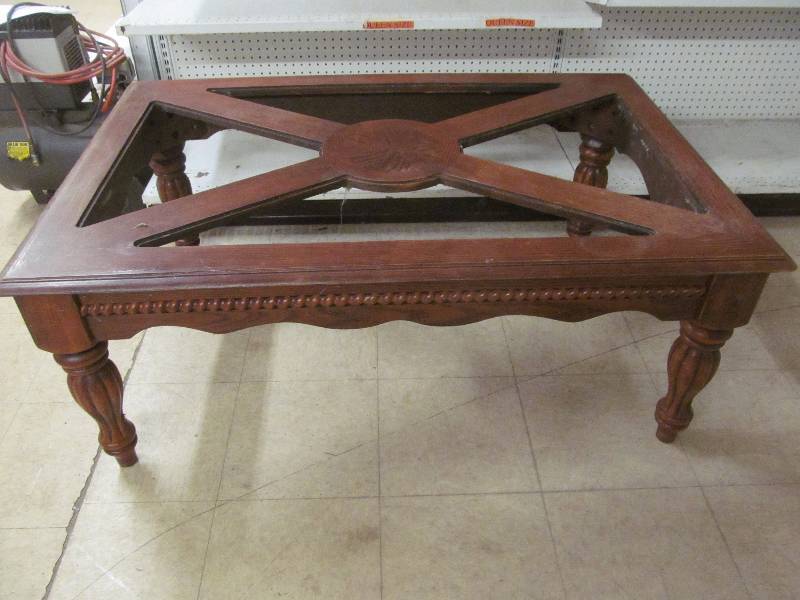 lot 57 image: vintage coffee table