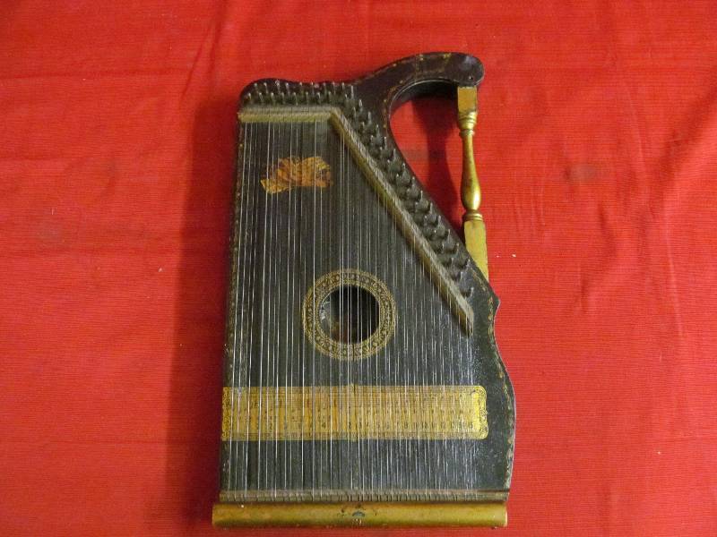 lot 109 image: vintage Harpsichord