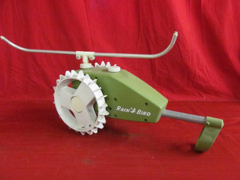 lot 129 image: lawn sprinkler