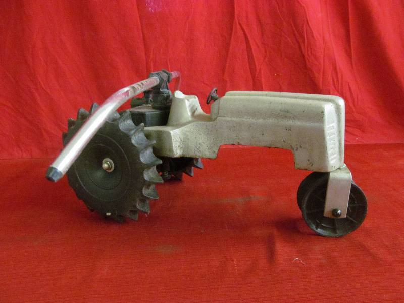 lot 149 image: cast iron lawn sprinkler