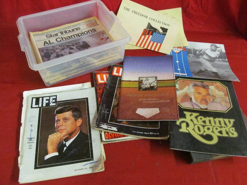 lot 158 image: vintage magazines, newspapers