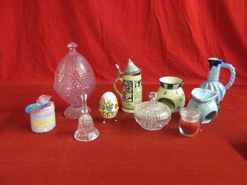 lot 219 image: stoneware