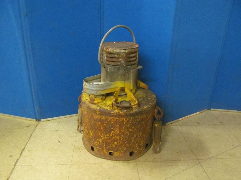lot 229 image: heater