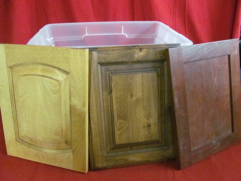 lot 231 image: cabinet doors