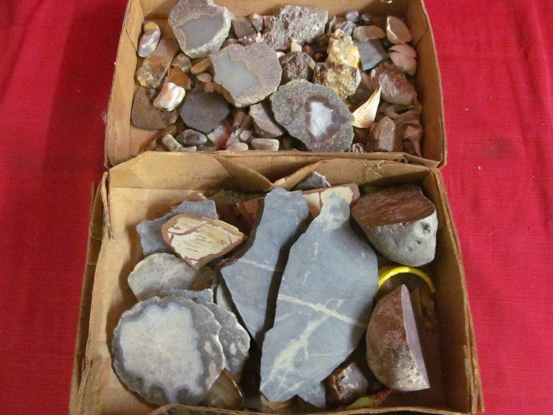 lot 232 image: rocks