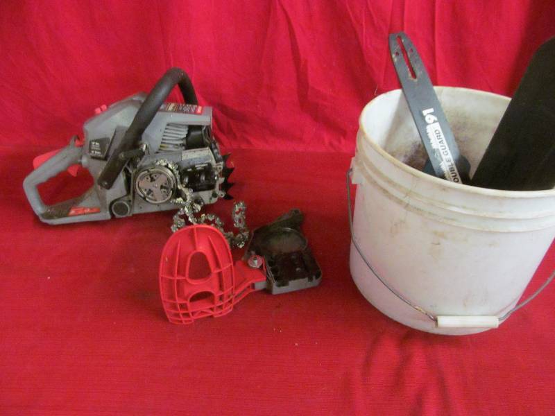 lot 249 image: chain saw