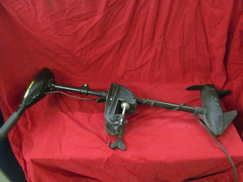 lot 263 image: Minnkota trolling motor