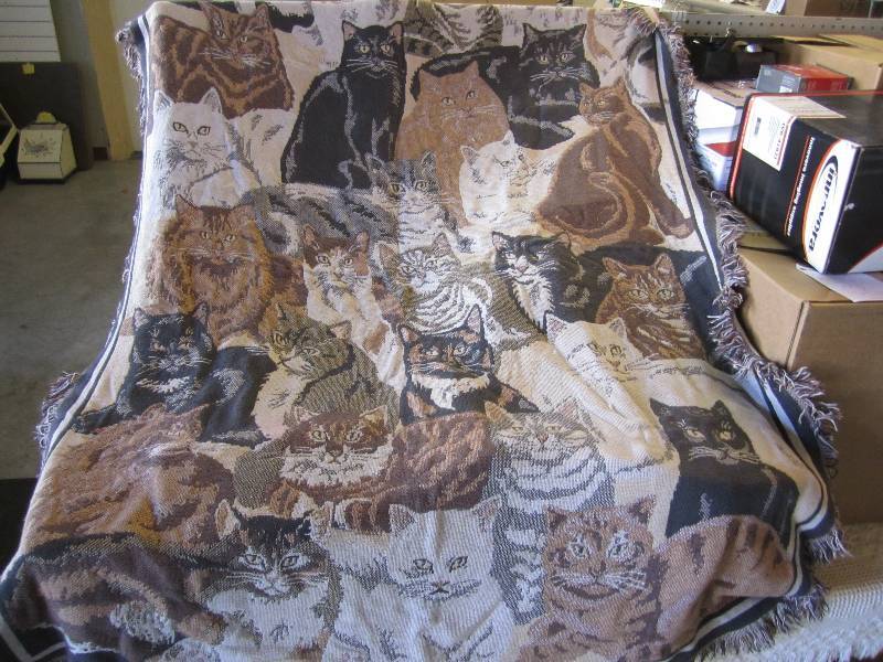Throw with Cats Design 48 x 66...