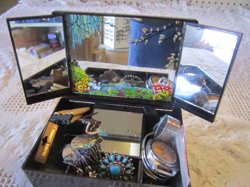 Plastic Jewelry Box full of Misc Wa...